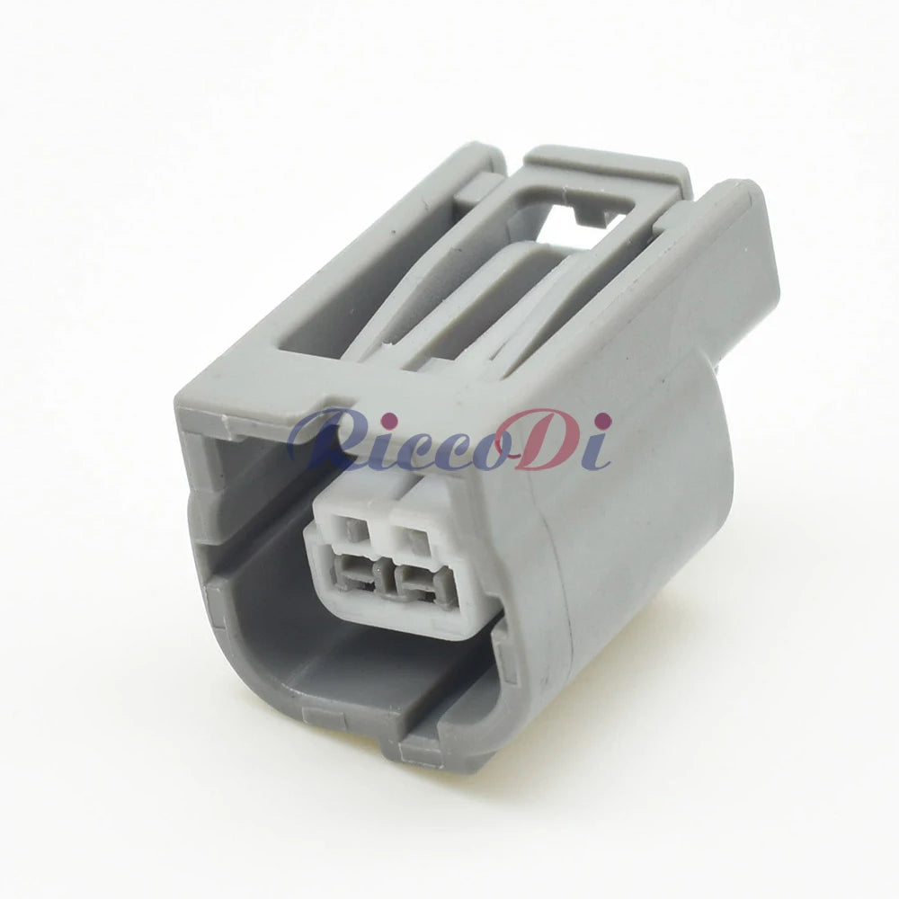 Sealed automotive signal plug showing corrosion resistant terminals and waterproof structure