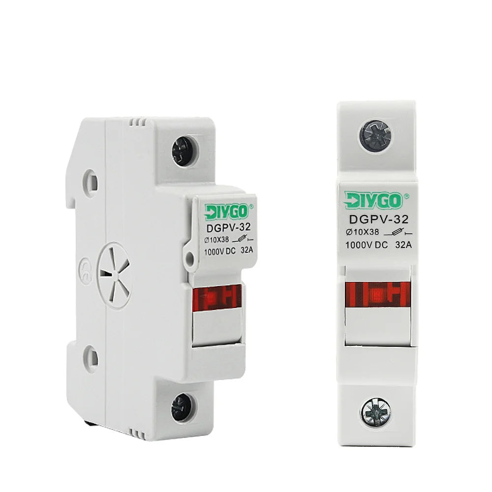Fuse holder suitable for solar system protection