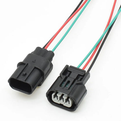 Detailed view of wiring harness and plastic housing of 3-Pin Sumitomo HX 040 waterproof plug adapter 6189-0887