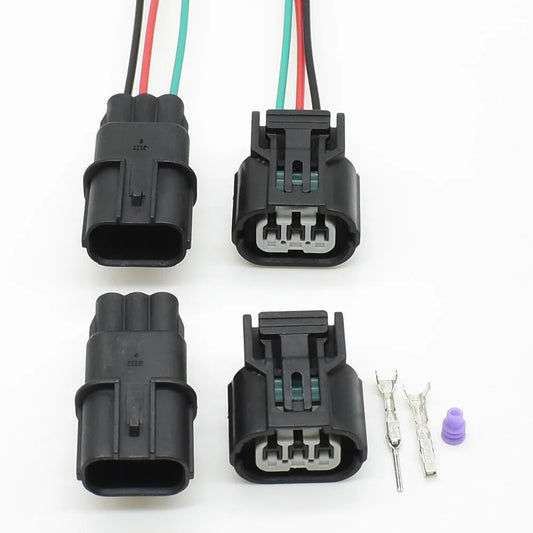 Close-up of 3-Pin terminals in Sumitomo HX 040 waterproof plug adapter 6189-0887 for precise ignition coil connection