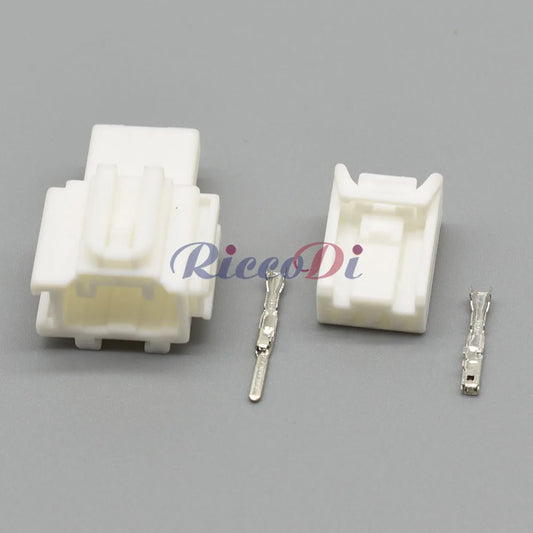 Close-up of 4 Pin Tail Light Brake Turn Signal Connector terminals 7187-8854 7186-8849