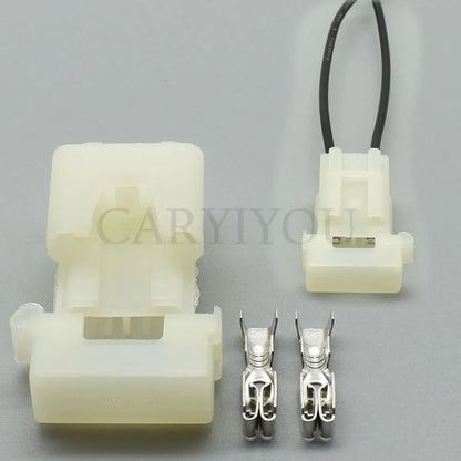 Transparent automotive fuse box with terminal for reliable car electrical connections and Xenon lamp applications