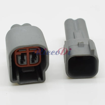 Detailed view of terminal structure for automotive turn signal connector ensuring stable electrical contact