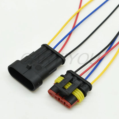 Demonstration of connecting Tyco AMP Superseal 4 Pin Sealed Automotive Connector 282106-1 282088-1