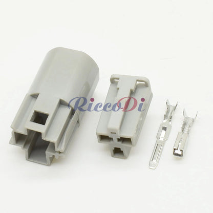 Close-up of USB 3-Pin male and female terminals in auto cigarette lighter wiring harness connector