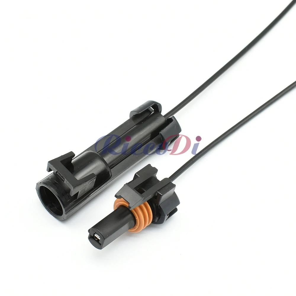 1 Pin male and female automotive wiring connector installed in vehicle system for durable and long-lasting electrical connection