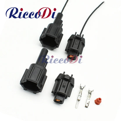 Waterproof connector used in vehicle air conditioner compressor pump system for Teana Qashqai ensuring durable wiring performance