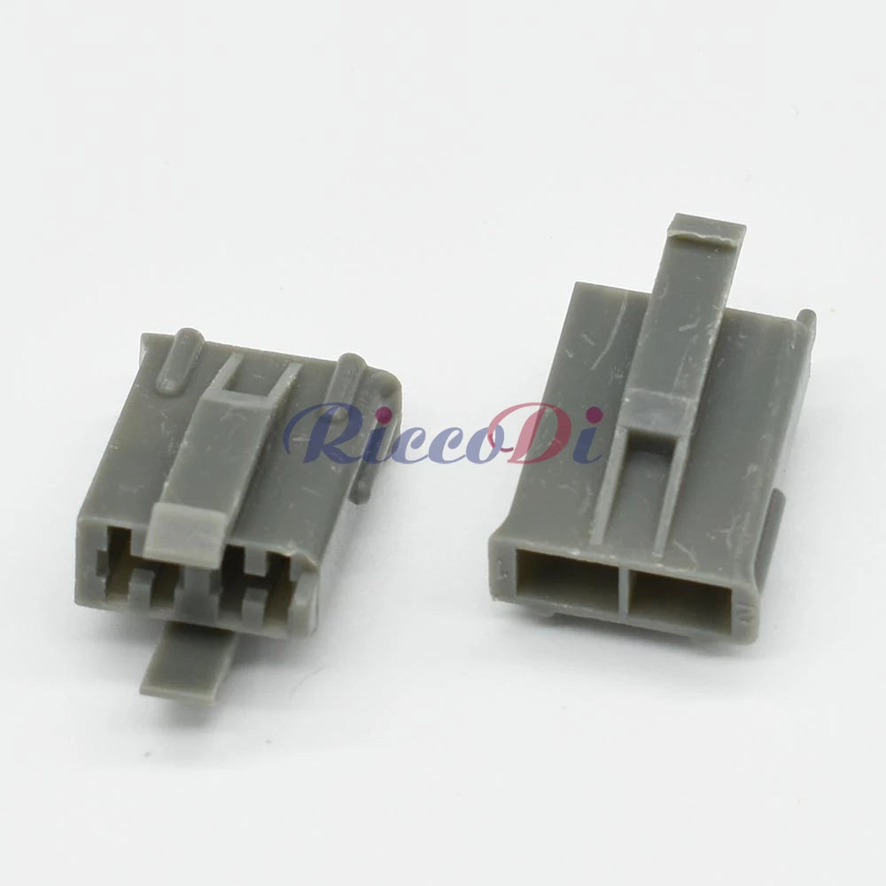 Durable housing of automotive 2 way female connector plug DJ7021A-4.8-21 for car electrical systems