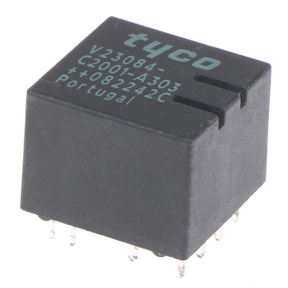 Vehicle central locking system relay module