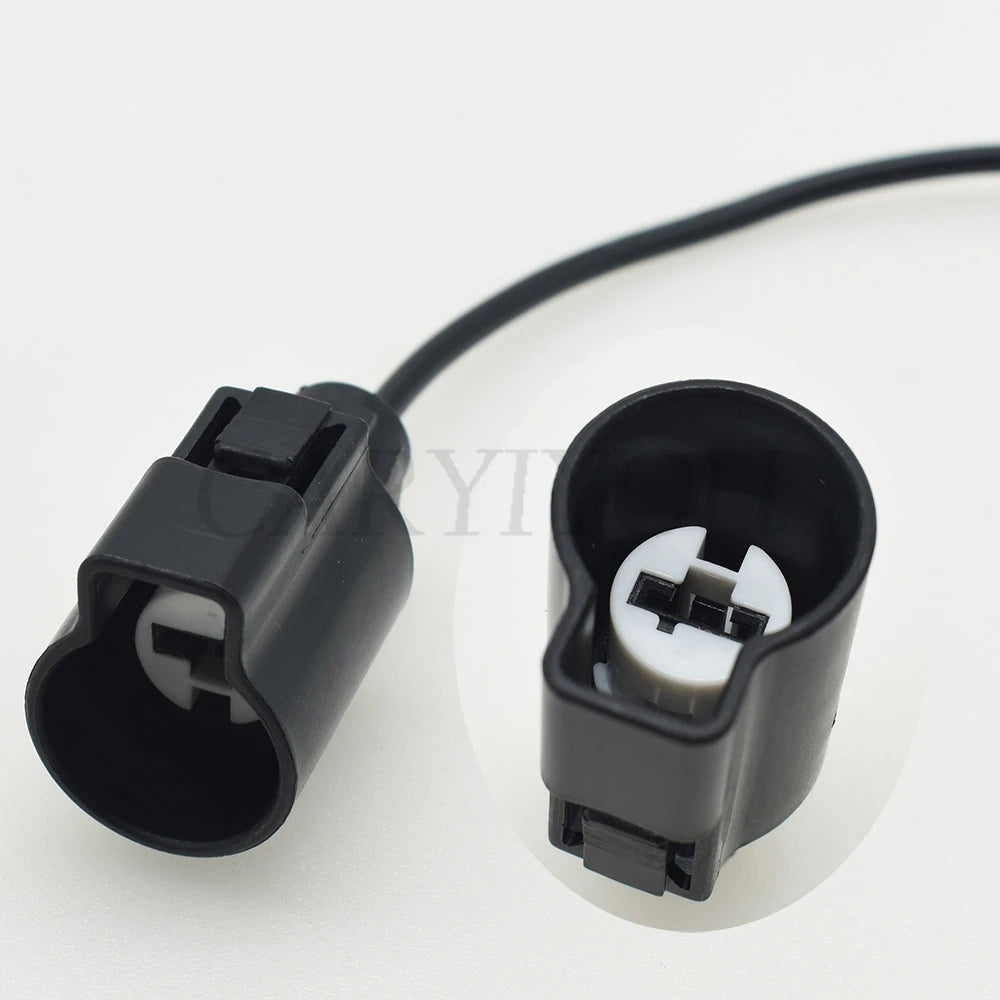 TS sealed series automotive female connector applied in vehicle electrical systems for reliable cable connection