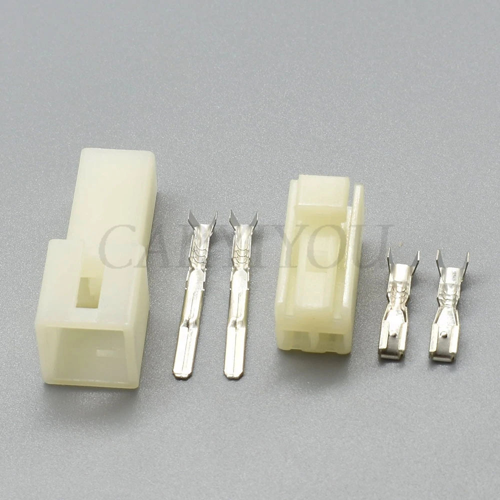 Overview of 2 pin 3mm female automotive wiring connector plug for cars and motorcycles