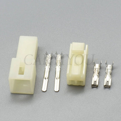 Overview of 2 pin 3mm female automotive wiring connector plug for cars and motorcycles