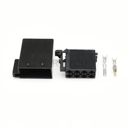 8 pin automotive CD wire plug car radio speaker audio ISO cable socket with locking structure for VW