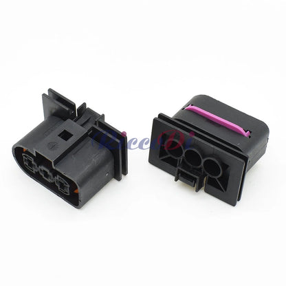 Durable plastic housing of VW Audi 280 Series 3 Pin waterproof automotive connector