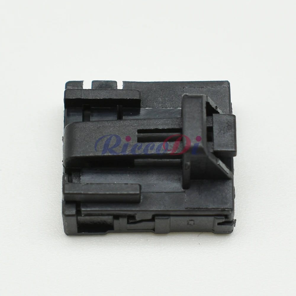 VW Volkswagen multifunction steering wheel connector 5 Pin socket plug 8R0973605 DJ7055B-0.6-21