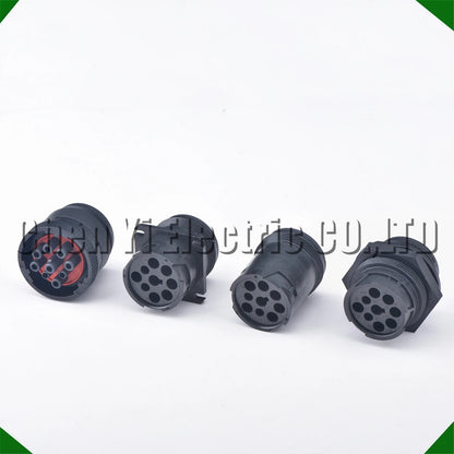 Automotive waterproof diagnostic connector for J1939 truck applications