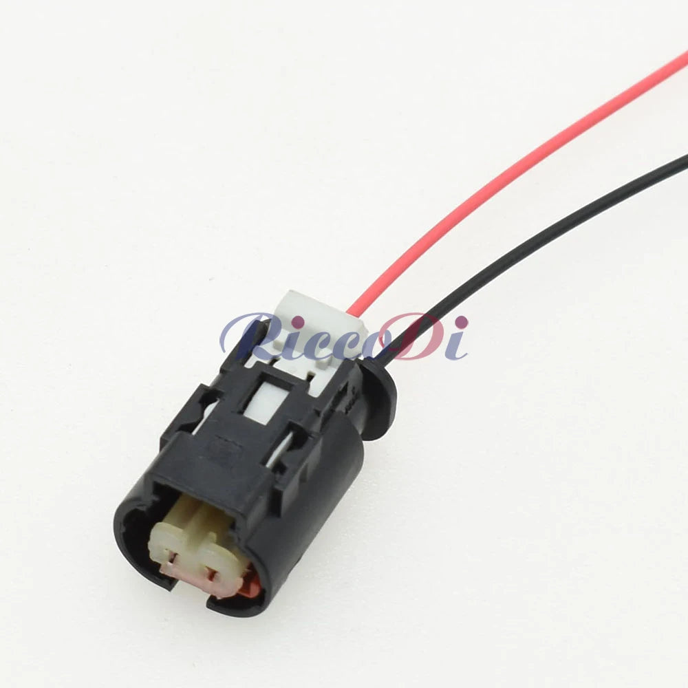 2P automotive waterproof cable connector featuring secure locking mechanism to prevent disconnection