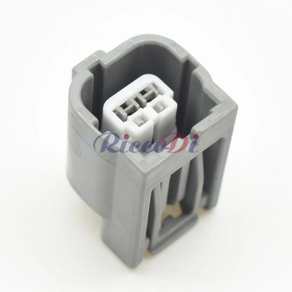 Waterproof fog lamp connector featuring secure locking design for stable vehicle connections