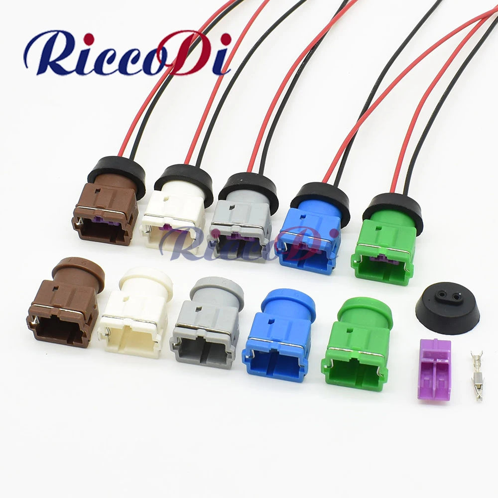 2 pin waterproof connector for water spray motor ensuring secure and stable electrical connection