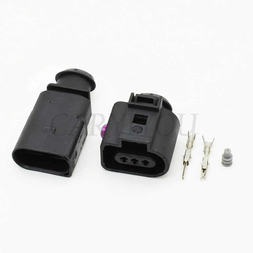 3-Pin waterproof electrical wire connector 1J0973703 installed in car wiring harness for AUDI A4 A6 AVK VW temp sensors