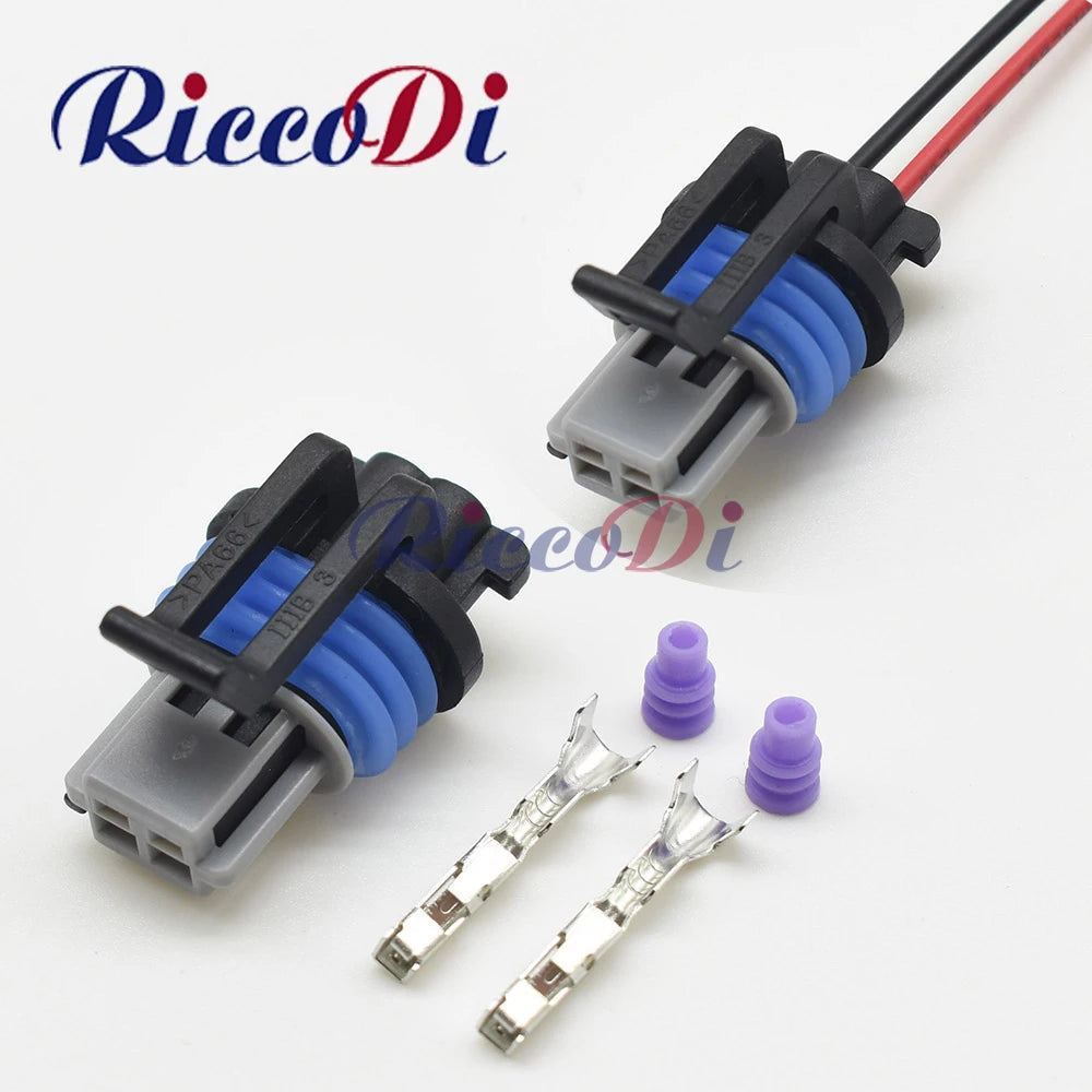1.5mm automotive waterproof female connector used in wire harness cables for reliable vehicle electrical connections