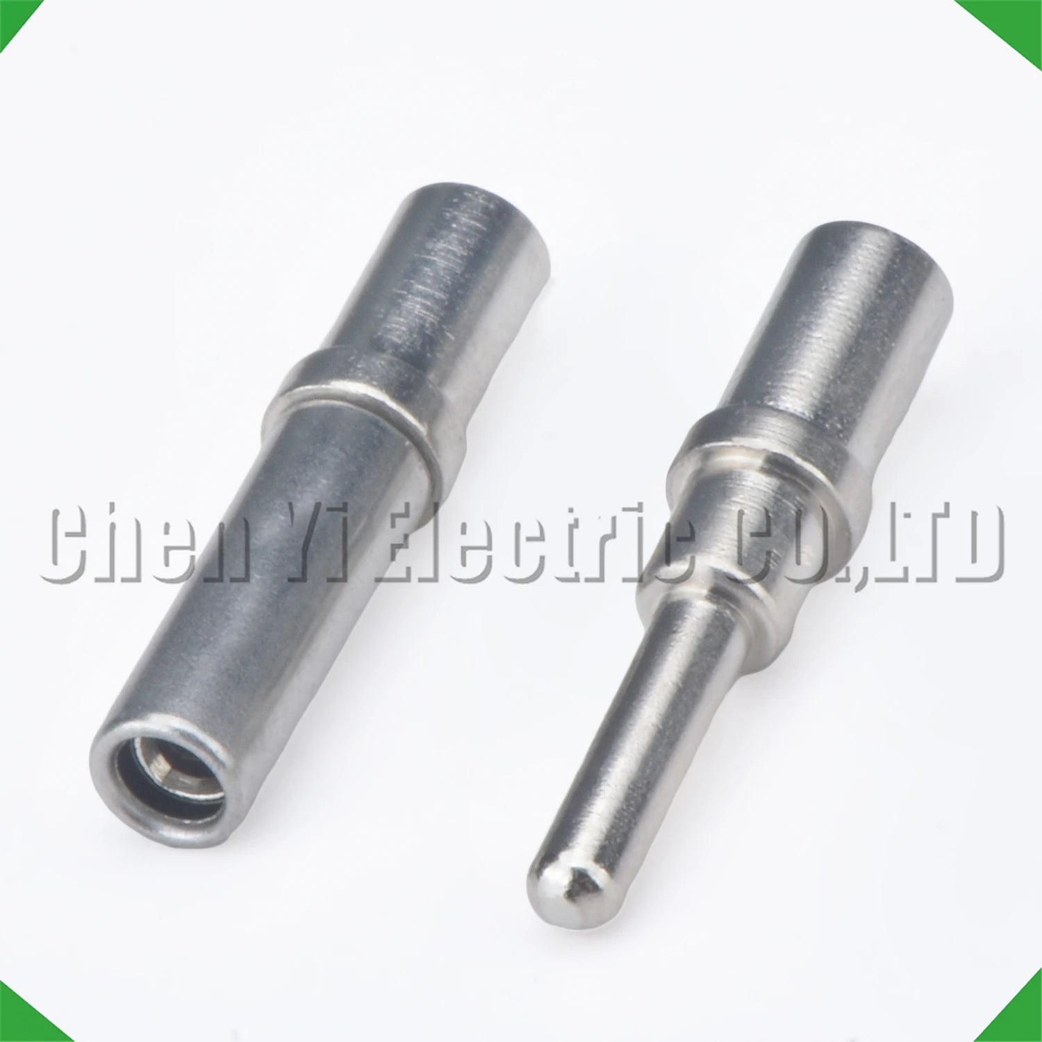 Crimp pin for automotive wire harness connector plug