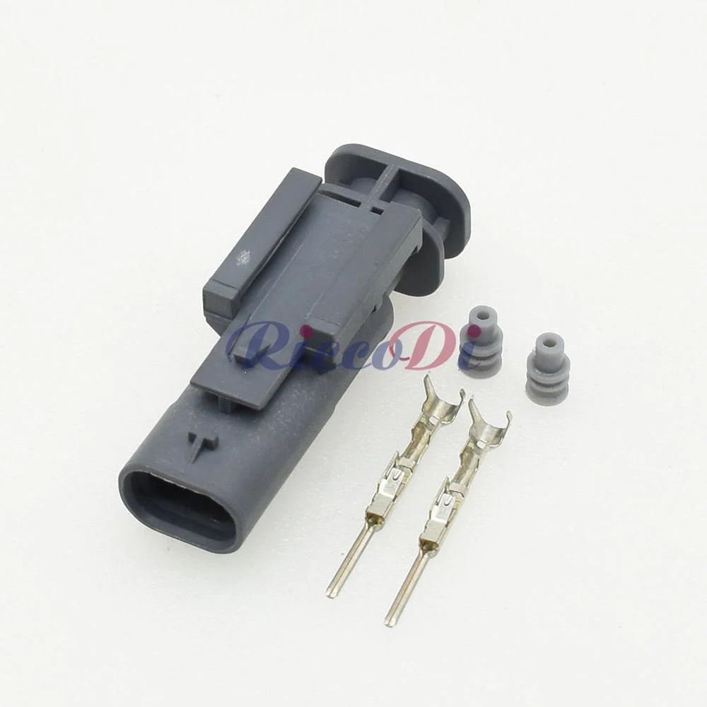 Durable plastic housing of automotive 2P waterproof cable connector for electrical wire harness