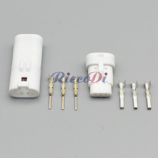 Close-up view of 3 pin 1.2mm male female auto wire harness connector terminals 7123-1835 7222-1835